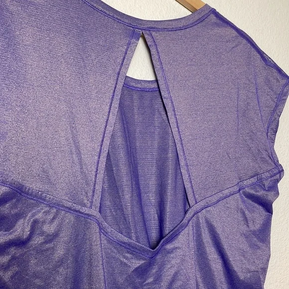Lululemon Women’s Sweaty Or Not Crop Tee Heathered Iris Flower / Gold Size 8-10 - Picture 7 of 9